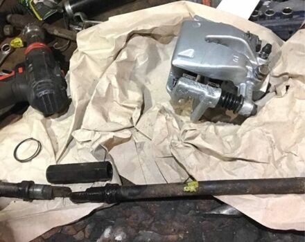 Серый Тойота Авенсис, объемом двигателя 2 л и пробегом 3 тыс. км за 5267 $, фото 6 на Automoto.ua