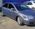 Серый Тойота Авенсис, объемом двигателя 1.8 л и пробегом 300 тыс. км за 5235 $, фото 1 на Automoto.ua