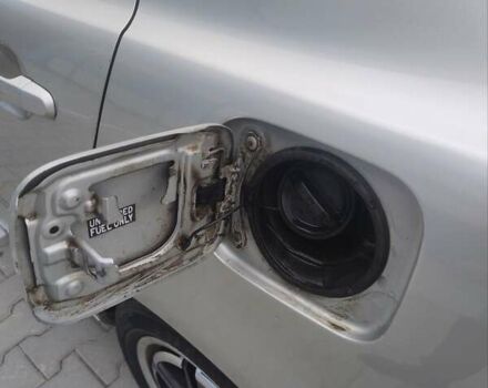 Серый Тойота Авенсис, объемом двигателя 1.79 л и пробегом 298 тыс. км за 5100 $, фото 46 на Automoto.ua