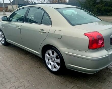 Серый Тойота Авенсис, объемом двигателя 2 л и пробегом 250 тыс. км за 4100 $, фото 3 на Automoto.ua