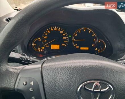 Серый Тойота Авенсис, объемом двигателя 1.8 л и пробегом 230 тыс. км за 5200 $, фото 57 на Automoto.ua