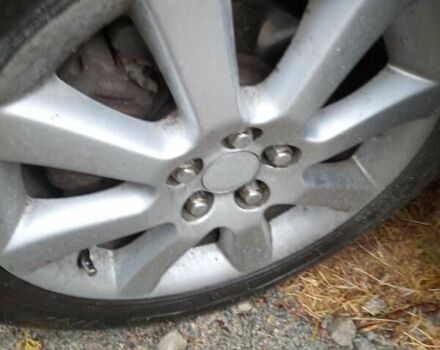 Сірий Тойота Авенсіс, об'ємом двигуна 1.79 л та пробігом 380 тис. км за 5000 $, фото 9 на Automoto.ua