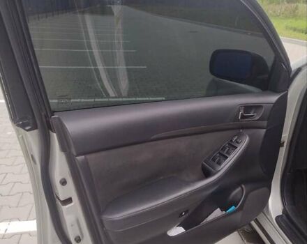 Серый Тойота Авенсис, объемом двигателя 1.79 л и пробегом 298 тыс. км за 5100 $, фото 13 на Automoto.ua