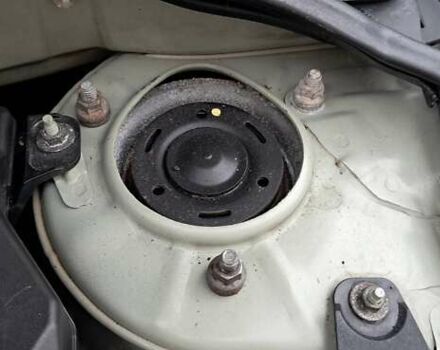 Серый Тойота Авенсис, объемом двигателя 2 л и пробегом 243 тыс. км за 5999 $, фото 17 на Automoto.ua