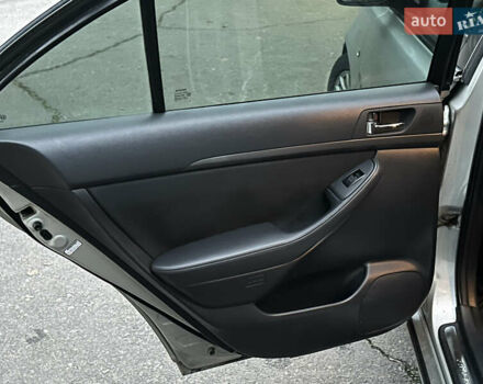 Сірий Тойота Авенсіс, об'ємом двигуна 1.79 л та пробігом 280 тис. км за 4600 $, фото 24 на Automoto.ua