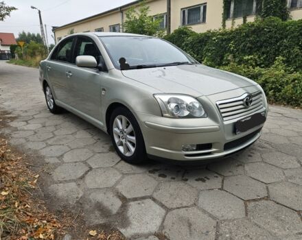 Серый Тойота Авенсис, объемом двигателя 2 л и пробегом 352 тыс. км за 2450 $, фото 1 на Automoto.ua