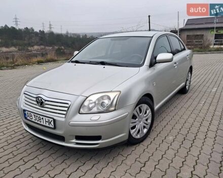 Серый Тойота Авенсис, объемом двигателя 1.8 л и пробегом 230 тыс. км за 5200 $, фото 3 на Automoto.ua