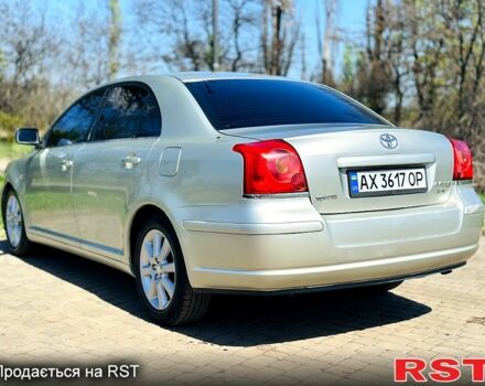Серый Тойота Авенсис, объемом двигателя 2 л и пробегом 270 тыс. км за 3999 $, фото 10 на Automoto.ua
