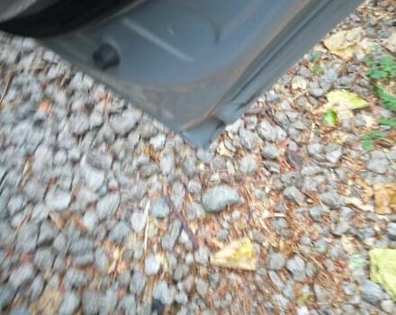 Сірий Тойота Авенсіс, об'ємом двигуна 1.79 л та пробігом 380 тис. км за 5000 $, фото 2 на Automoto.ua