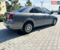 Серый Тойота Авенсис, объемом двигателя 2 л и пробегом 260 тыс. км за 4600 $, фото 5 на Automoto.ua