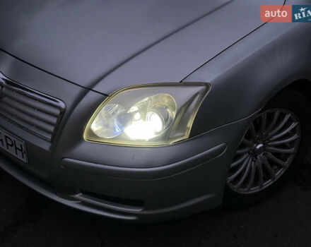 Сірий Тойота Авенсіс, об'ємом двигуна 1.79 л та пробігом 280 тис. км за 4600 $, фото 9 на Automoto.ua