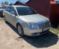 Серый Тойота Авенсис, объемом двигателя 2 л и пробегом 320 тыс. км за 4800 $, фото 1 на Automoto.ua