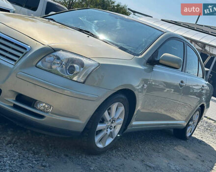 Серый Тойота Авенсис, объемом двигателя 2 л и пробегом 325 тыс. км за 4650 $, фото 3 на Automoto.ua
