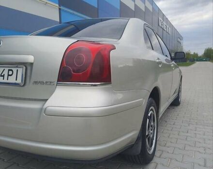 Серый Тойота Авенсис, объемом двигателя 1.79 л и пробегом 298 тыс. км за 5100 $, фото 4 на Automoto.ua