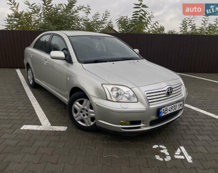 Серый Тойота Авенсис, объемом двигателя 1.8 л и пробегом 210 тыс. км за 5500 $, фото 4 на Automoto.ua