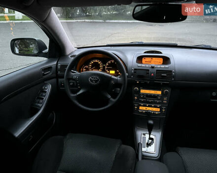 Сірий Тойота Авенсіс, об'ємом двигуна 1.79 л та пробігом 280 тис. км за 4600 $, фото 26 на Automoto.ua