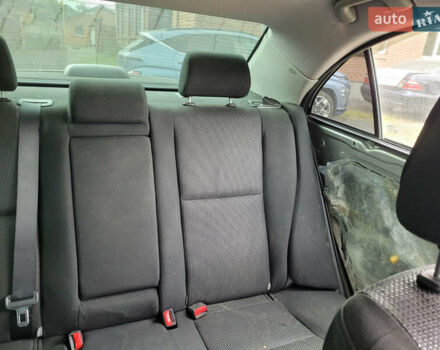 Сірий Тойота Авенсіс, об'ємом двигуна 1.8 л та пробігом 200 тис. км за 3500 $, фото 13 на Automoto.ua