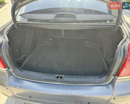 Серый Тойота Авенсис, объемом двигателя 2 л и пробегом 260 тыс. км за 4600 $, фото 20 на Automoto.ua
