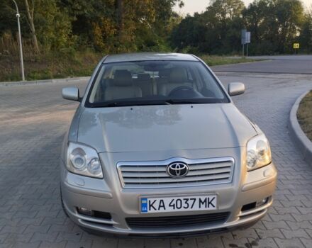 Серый Тойота Авенсис, объемом двигателя 2 л и пробегом 340 тыс. км за 5600 $, фото 7 на Automoto.ua