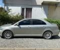 Серый Тойота Авенсис, объемом двигателя 2 л и пробегом 286 тыс. км за 5300 $, фото 1 на Automoto.ua