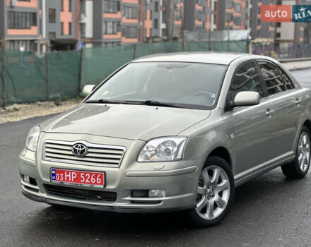 Серый Тойота Авенсис, объемом двигателя 2 л и пробегом 250 тыс. км за 4650 $, фото 6 на Automoto.ua