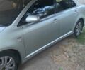 Сірий Тойота Авенсіс, об'ємом двигуна 2 л та пробігом 180 тис. км за 3750 $, фото 1 на Automoto.ua