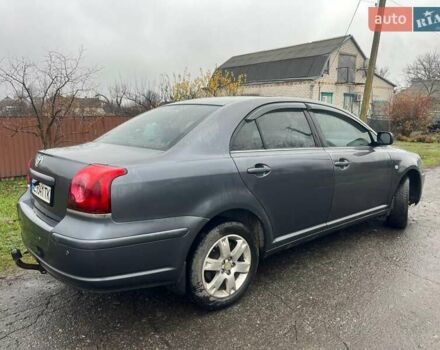 Серый Тойота Авенсис, объемом двигателя 1.79 л и пробегом 429 тыс. км за 6000 $, фото 2 на Automoto.ua