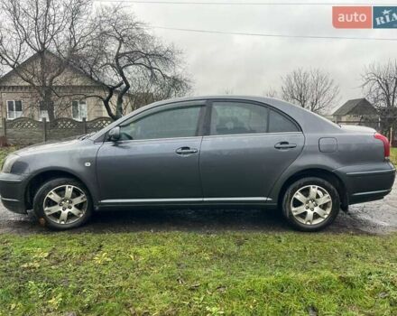 Серый Тойота Авенсис, объемом двигателя 1.79 л и пробегом 429 тыс. км за 6000 $, фото 1 на Automoto.ua