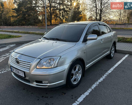 Серый Тойота Авенсис, объемом двигателя 1.79 л и пробегом 280 тыс. км за 6300 $, фото 1 на Automoto.ua