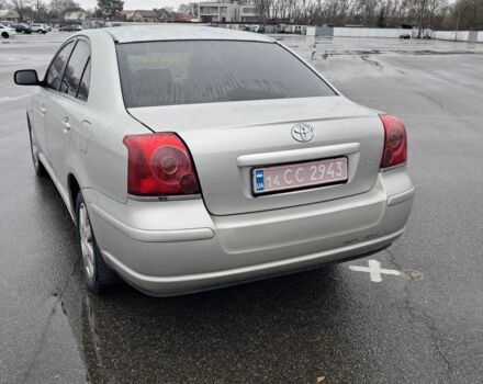 Серый Тойота Авенсис, объемом двигателя 1.8 л и пробегом 247 тыс. км за 4300 $, фото 3 на Automoto.ua