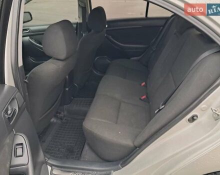 Серый Тойота Авенсис, объемом двигателя 1.8 л и пробегом 247 тыс. км за 4799 $, фото 6 на Automoto.ua