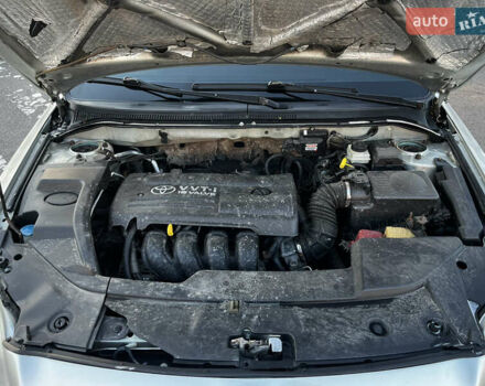 Серый Тойота Авенсис, объемом двигателя 1.79 л и пробегом 280 тыс. км за 6300 $, фото 9 на Automoto.ua