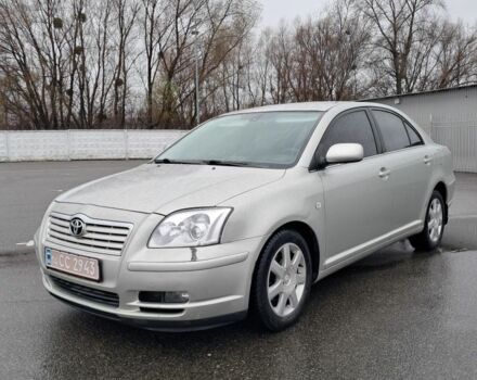 Серый Тойота Авенсис, объемом двигателя 1.8 л и пробегом 247 тыс. км за 4300 $, фото 1 на Automoto.ua