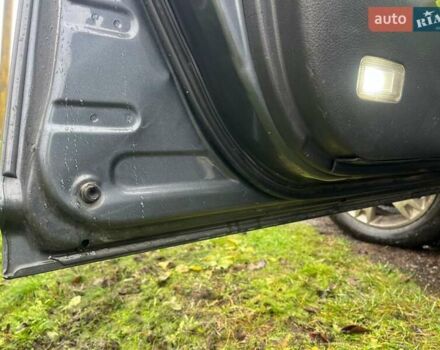 Серый Тойота Авенсис, объемом двигателя 1.79 л и пробегом 429 тыс. км за 6000 $, фото 9 на Automoto.ua