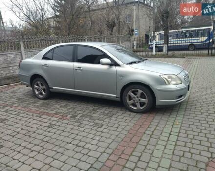 Серый Тойота Авенсис, объемом двигателя 2.2 л и пробегом 310 тыс. км за 5000 $, фото 1 на Automoto.ua