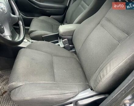 Серый Тойота Авенсис, объемом двигателя 1.79 л и пробегом 429 тыс. км за 6000 $, фото 20 на Automoto.ua