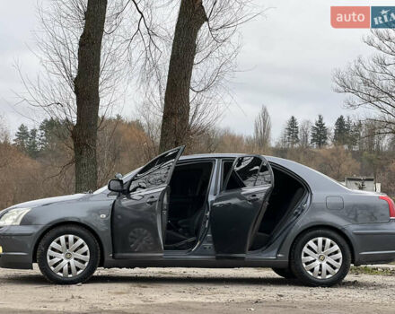 Серый Тойота Авенсис, объемом двигателя 2.23 л и пробегом 337 тыс. км за 5777 $, фото 18 на Automoto.ua