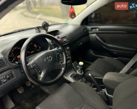 Серый Тойота Авенсис, объемом двигателя 2.23 л и пробегом 337 тыс. км за 5777 $, фото 36 на Automoto.ua