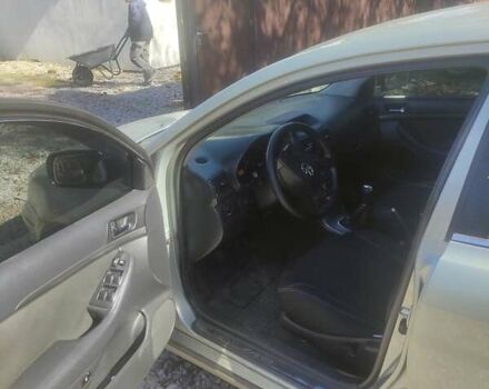 Сірий Тойота Авенсіс, об'ємом двигуна 1.8 л та пробігом 285 тис. км за 5600 $, фото 10 на Automoto.ua