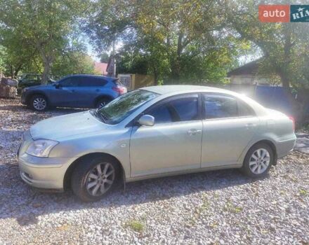 Сірий Тойота Авенсіс, об'ємом двигуна 1.8 л та пробігом 285 тис. км за 5600 $, фото 1 на Automoto.ua