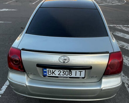 Серый Тойота Авенсис, объемом двигателя 1.79 л и пробегом 280 тыс. км за 6300 $, фото 4 на Automoto.ua