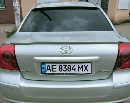 Серый Тойота Авенсис, объемом двигателя 1.8 л и пробегом 162 тыс. км за 6500 $, фото 1 на Automoto.ua