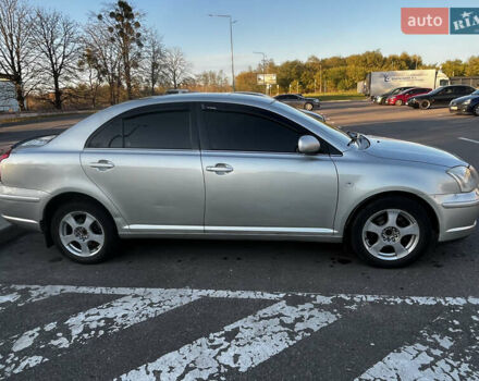 Серый Тойота Авенсис, объемом двигателя 1.79 л и пробегом 280 тыс. км за 6300 $, фото 7 на Automoto.ua