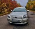 Серый Тойота Авенсис, объемом двигателя 1.8 л и пробегом 447 тыс. км за 5000 $, фото 2 на Automoto.ua