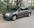 Серый Тойота Авенсис, объемом двигателя 2.4 л и пробегом 200 тыс. км за 7700 $, фото 1 на Automoto.ua