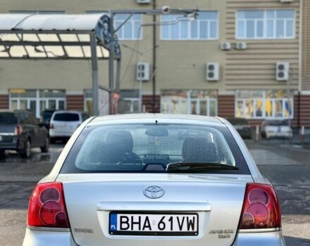 Серый Тойота Авенсис, объемом двигателя 2 л и пробегом 207 тыс. км за 2341 $, фото 5 на Automoto.ua