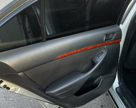 Серый Тойота Авенсис, объемом двигателя 1.79 л и пробегом 280 тыс. км за 6300 $, фото 10 на Automoto.ua