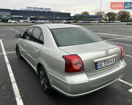 Сірий Тойота Авенсіс, об'ємом двигуна 1.8 л та пробігом 167 тис. км за 8700 $, фото 11 на Automoto.ua
