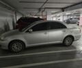 Серый Тойота Авенсис, объемом двигателя 1.8 л и пробегом 184 тыс. км за 5000 $, фото 1 на Automoto.ua