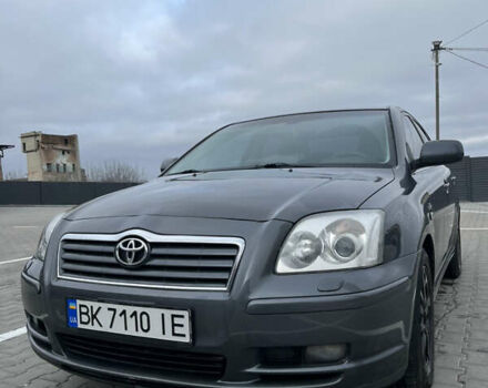 Серый Тойота Авенсис, объемом двигателя 2.23 л и пробегом 310 тыс. км за 6110 $, фото 4 на Automoto.ua